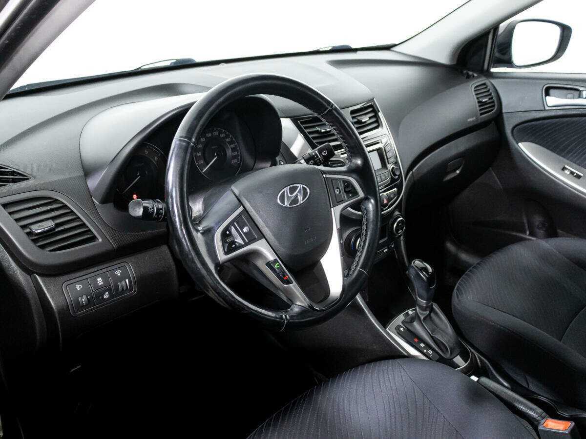 Hyundai Solaris б/у, 2016, Автоматическая. Фото: #10