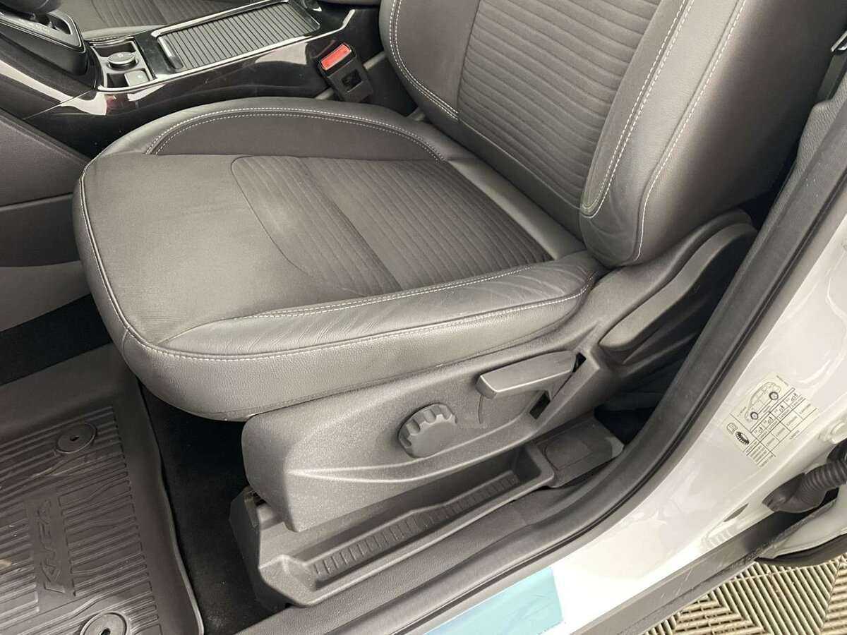 Ford Kuga б/у, 2017, Автоматическая. Фото: #7