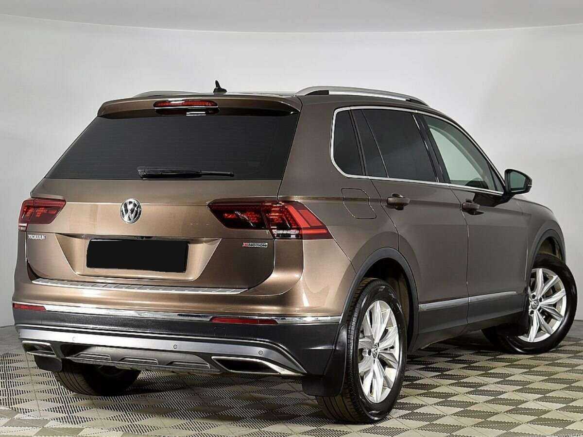 Volkswagen Tiguan б/у, 2018, Роботизированная. Фото: #1