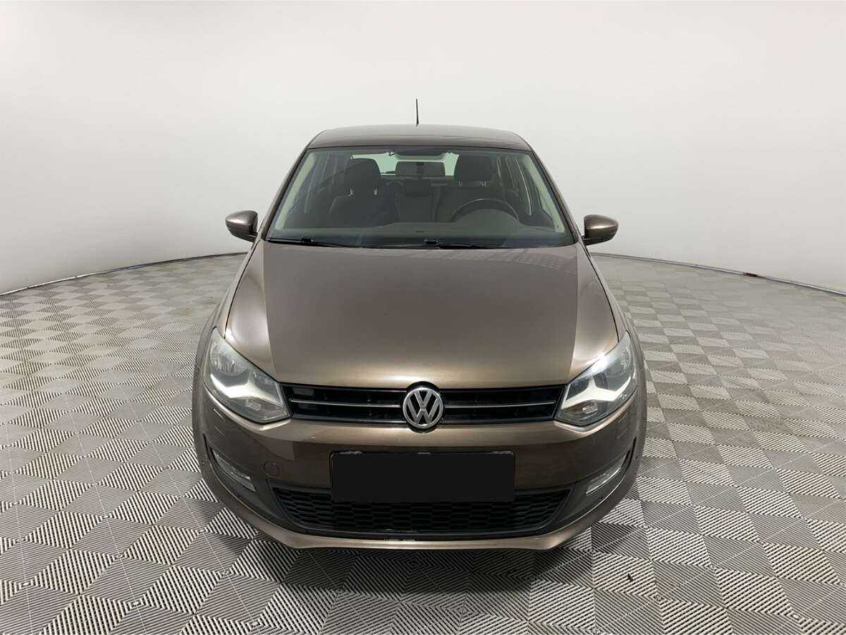 Volkswagen Polo б/у, 2012, Механическая. Фото: #1