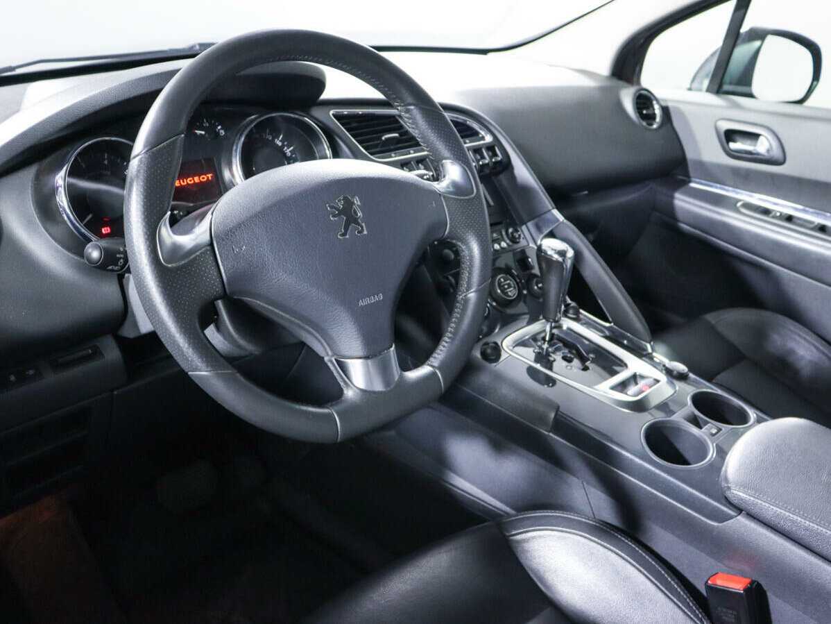 Peugeot 3008 б/у, 2013, Автоматическая. Фото: #13