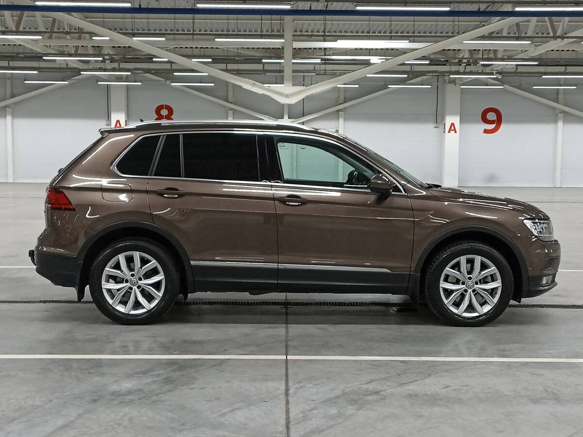 Volkswagen Tiguan б/у, 2020, Роботизированная. Фото: #3
