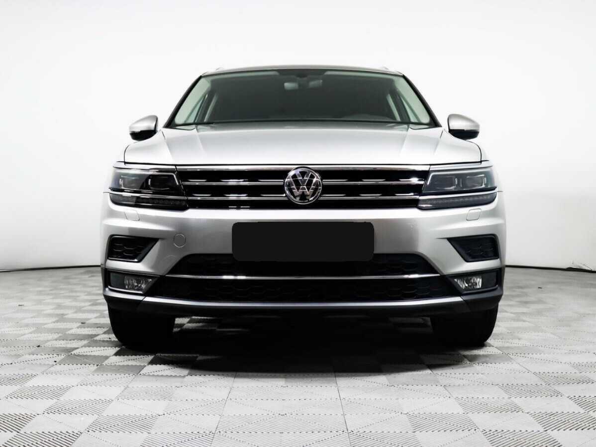 Volkswagen Tiguan б/у, 2017, Роботизированная. Фото: #1