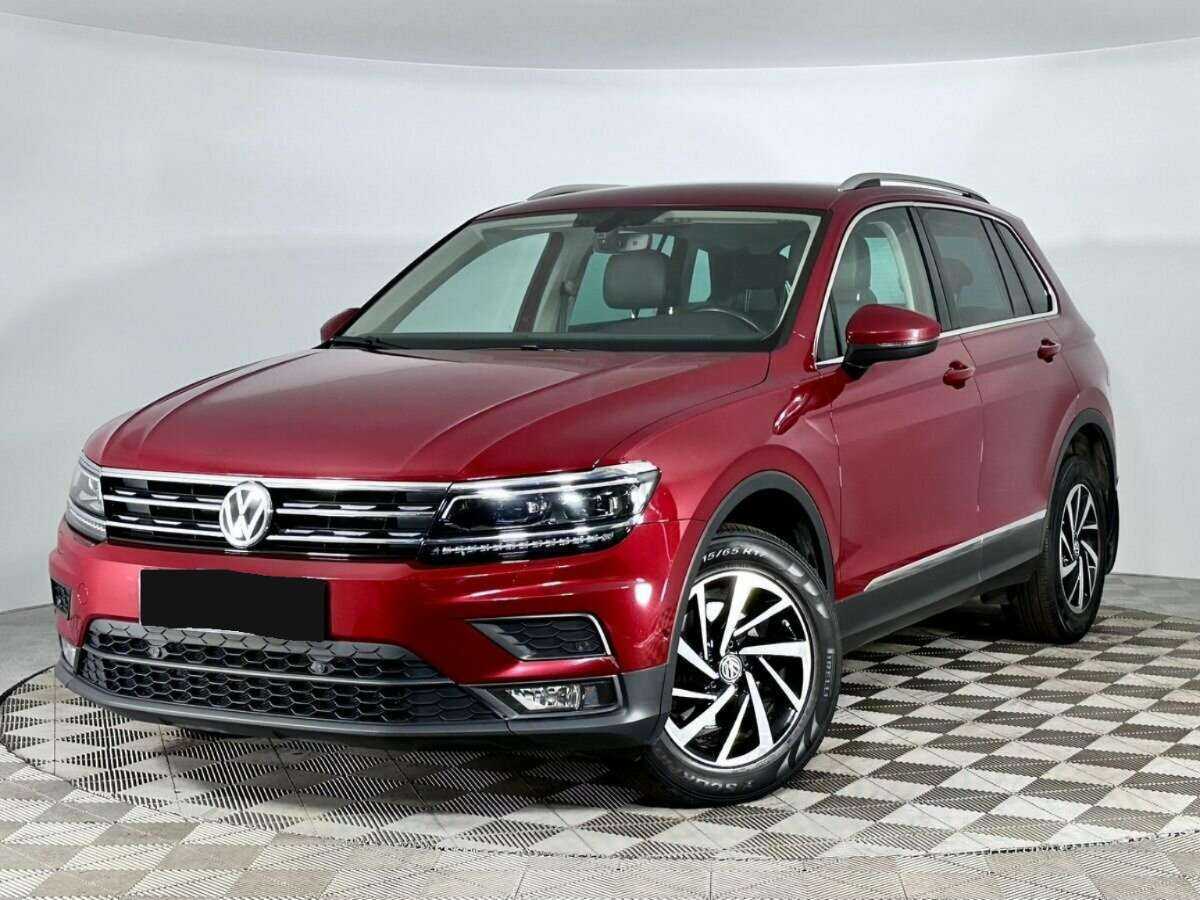Volkswagen Tiguan б/у, 2018, Роботизированная. Посмотреть фото
