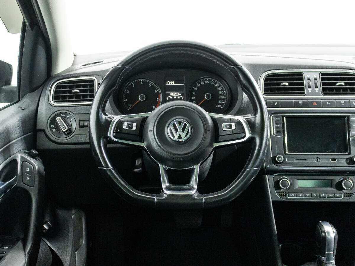 Volkswagen Polo б/у, 2019, Автоматическая. Фото: #17