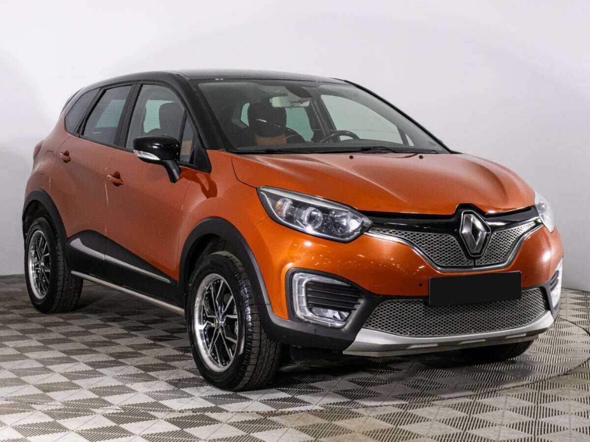 Renault Kaptur б/у, 2016, Автоматическая. Фото: #2