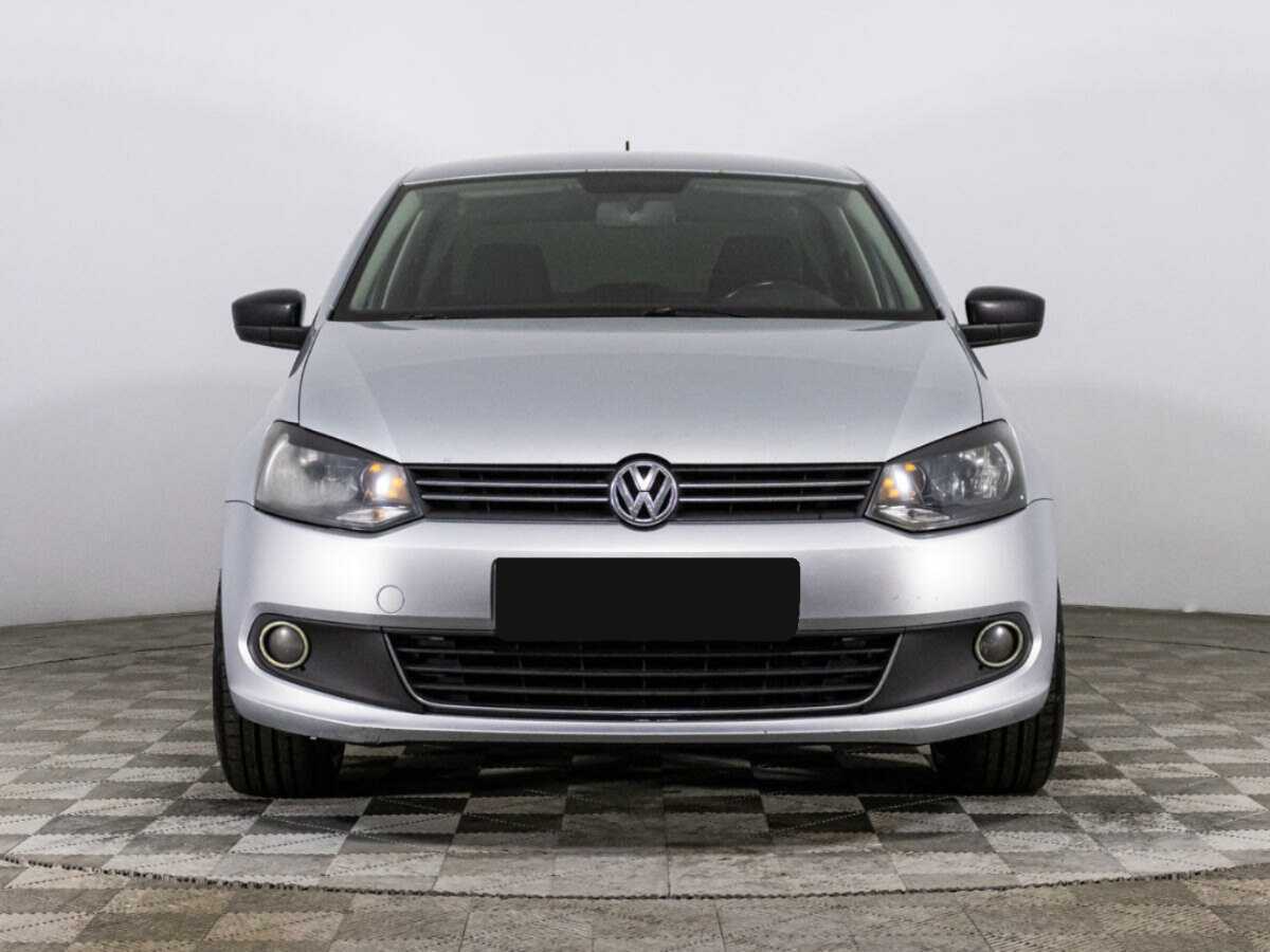Volkswagen Polo б/у, 2013, Механическая. Фото: #1