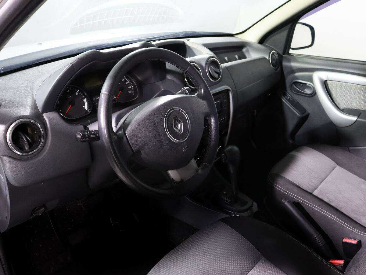 Renault Duster б/у, 2012, Автоматическая. Фото: #13