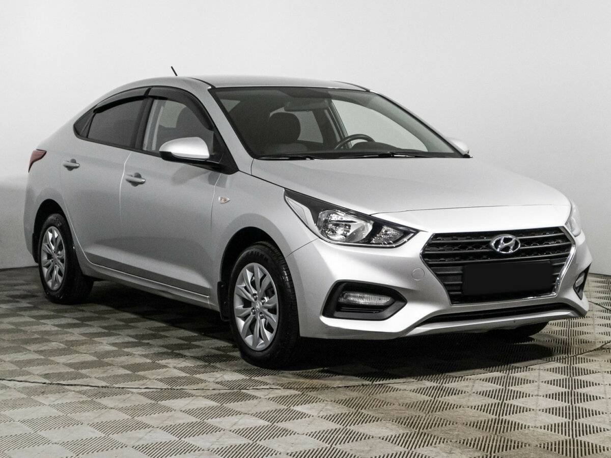 Hyundai Solaris б/у, 2017, Автоматическая. Фото: #2