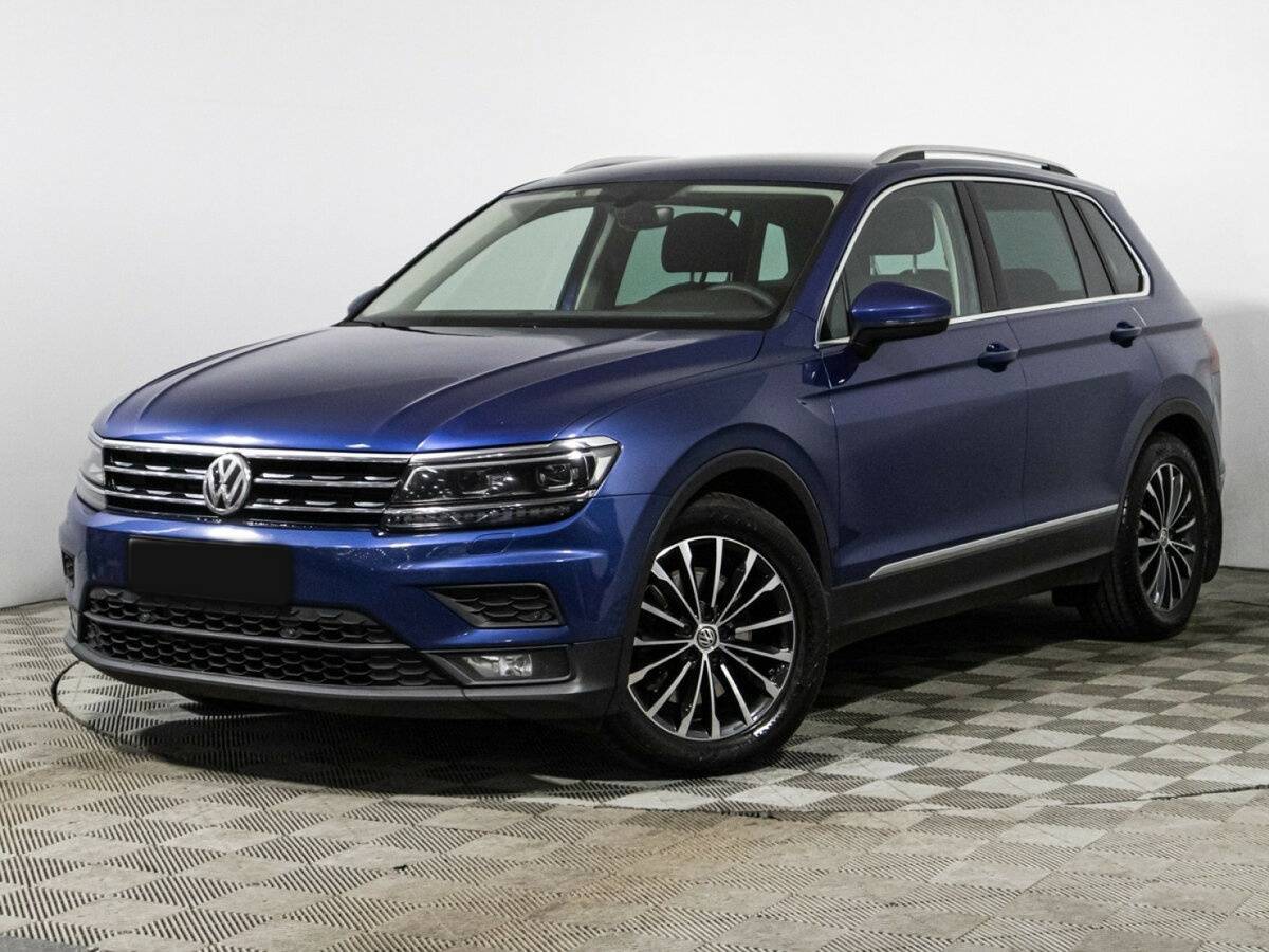 Volkswagen Tiguan б/у, 2018, Роботизированная. Посмотреть фото