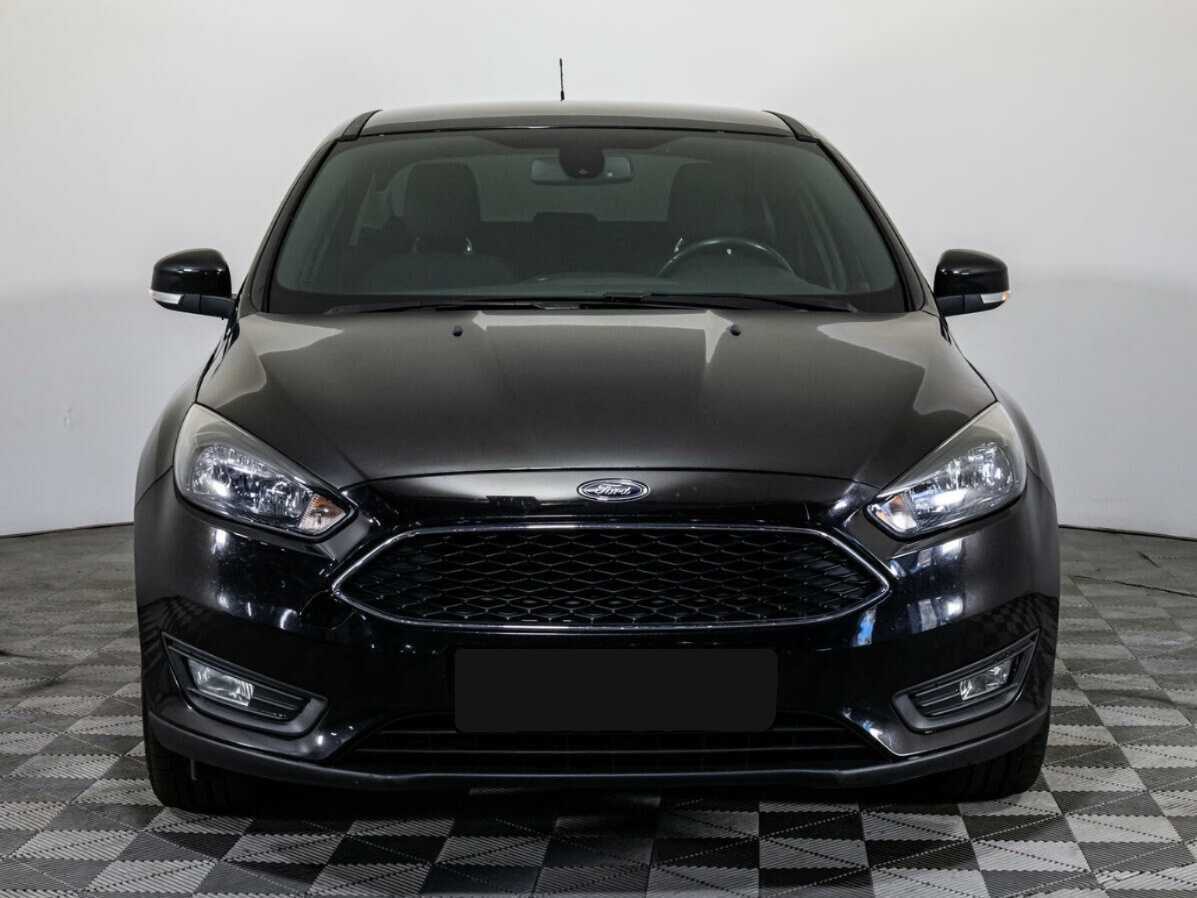 Ford Focus б/у, 2017, Механическая. Фото: #1