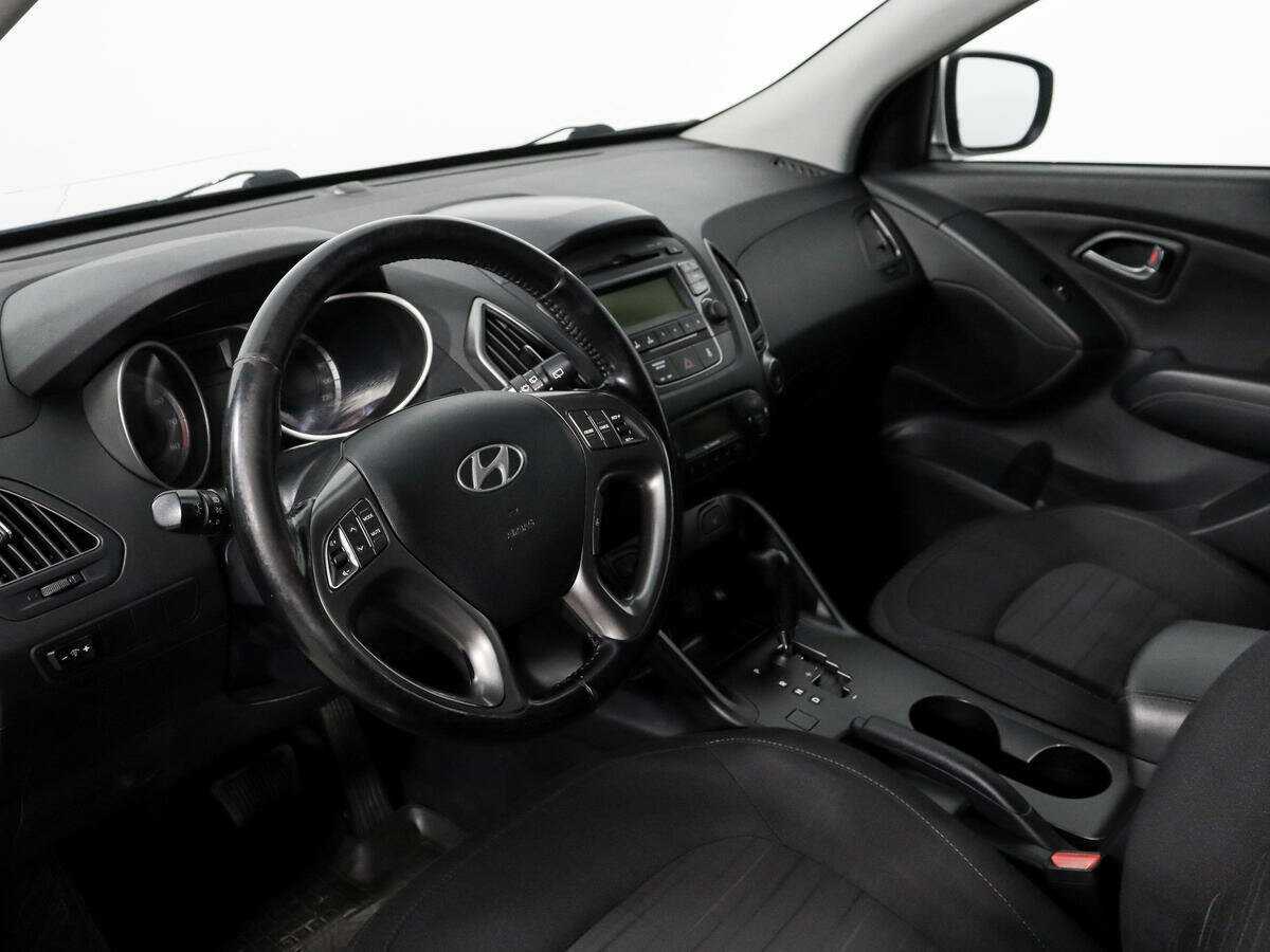 Hyundai ix35 б/у, 2014, Автоматическая. Фото: #8