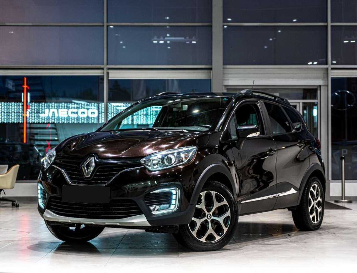 Renault Kaptur б/у, 2017, Механическая. Посмотреть фото
