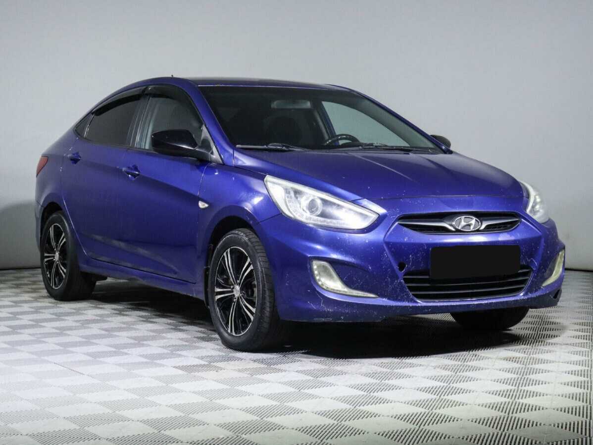 Hyundai Solaris б/у, 2013, Механическая. Фото: #2