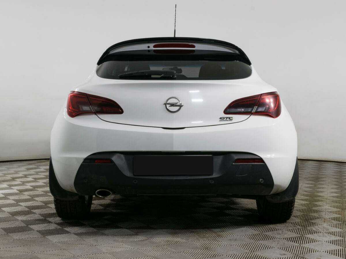Opel Astra б/у, 2012, Механическая. Фото: #5