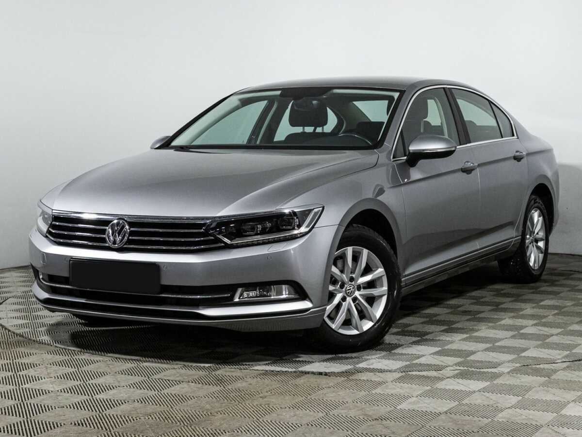 Volkswagen Passat б/у, 2017, Роботизированная. Фото: #0