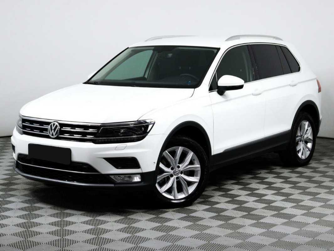 Volkswagen Tiguan б/у, 2017, Роботизированная. Посмотреть фото