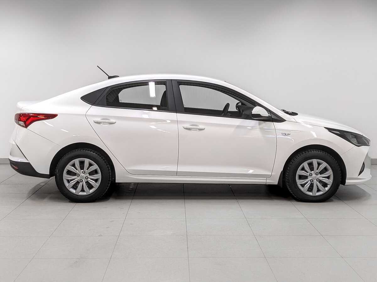 Hyundai Solaris б/у, 2021, Автоматическая. Фото: #3