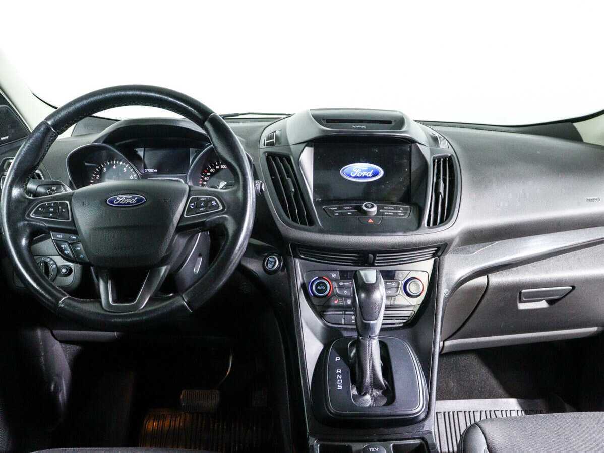 Ford Kuga б/у, 2017, Автоматическая. Фото: #11