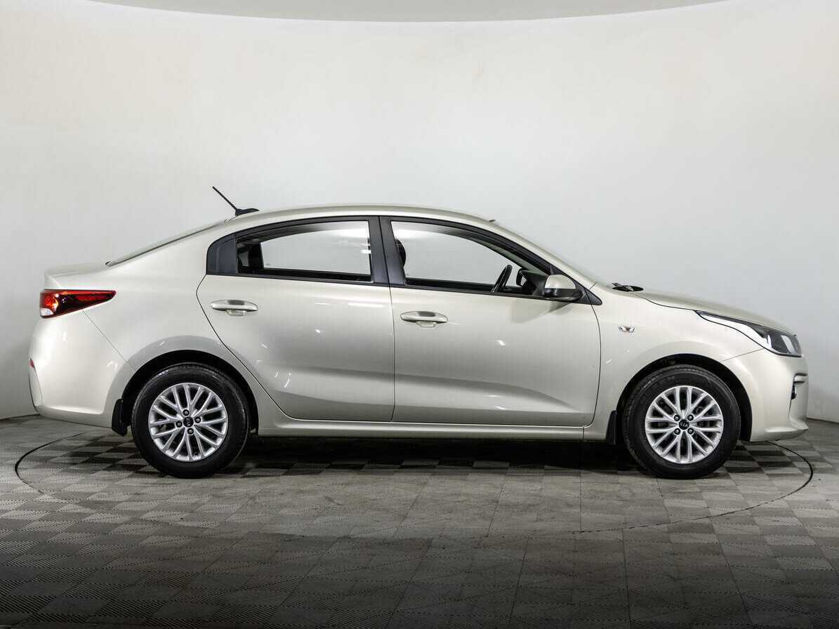 Kia Rio б/у, 2018, Автоматическая. Фото: #3