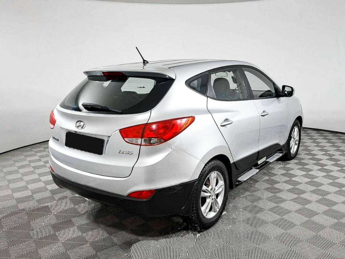 Hyundai ix35 б/у, 2013, Механическая. Фото: #2