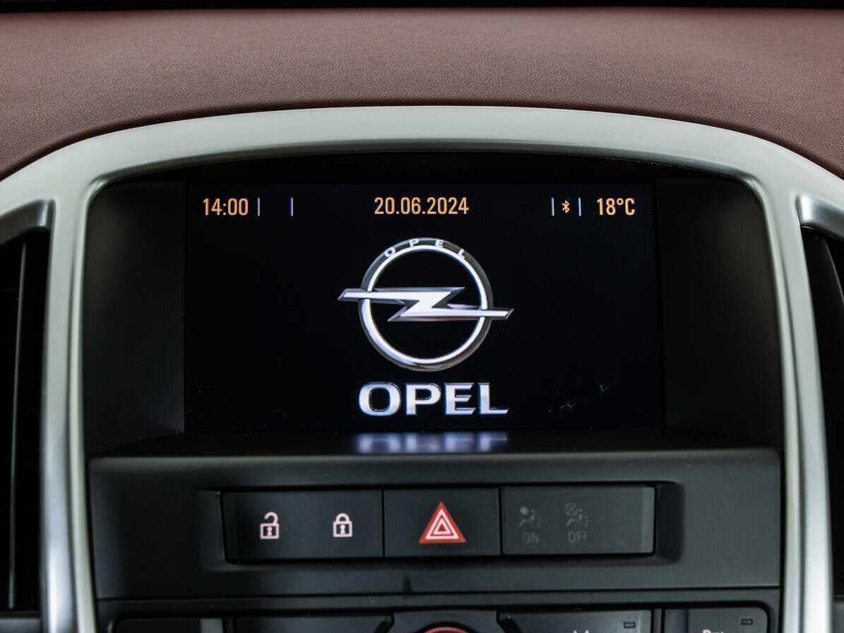 Opel Astra б/у, 2013, Автоматическая. Фото: #13