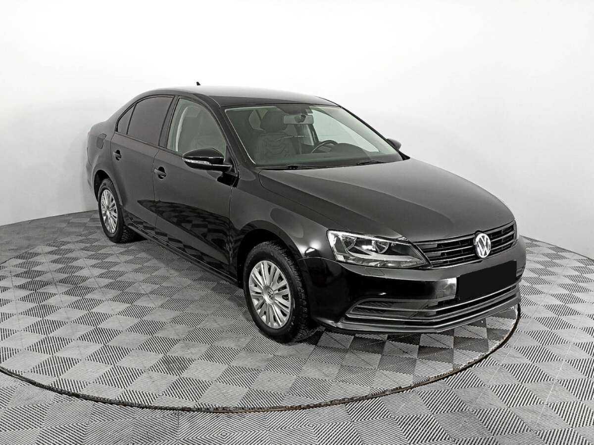Volkswagen Jetta б/у, 2018, Автоматическая. Фото: #2