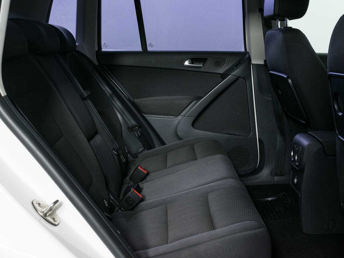Volkswagen Tiguan б/у, 2013, Автоматическая. Фото: #8