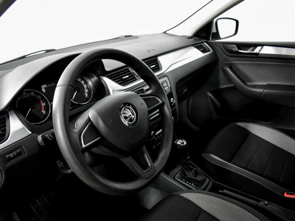 Skoda Rapid б/у, 2018, Автоматическая. Фото: #8