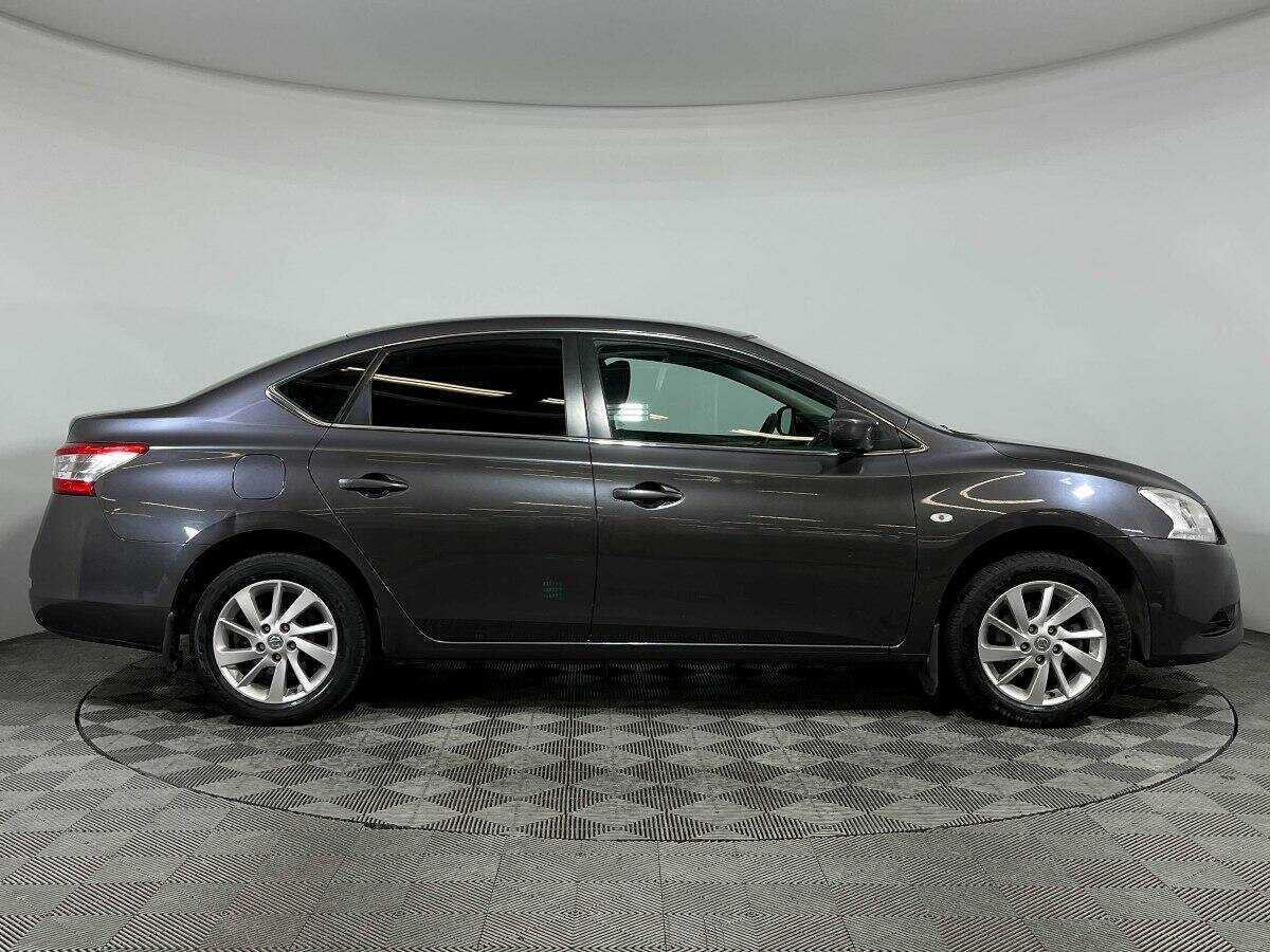 Nissan Sentra б/у, 2015, Механическая. Фото: #3