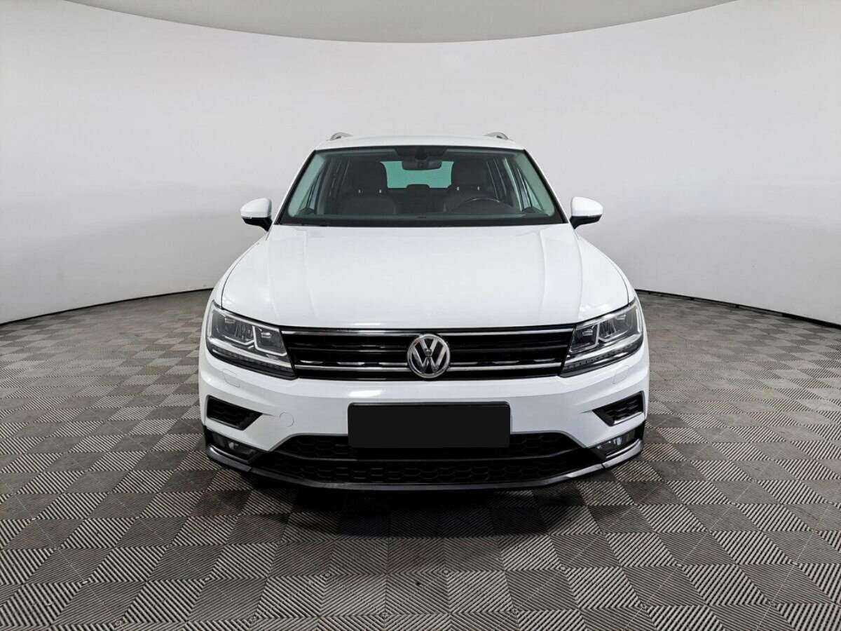Volkswagen Tiguan б/у, 2017, Роботизированная. Фото: #1
