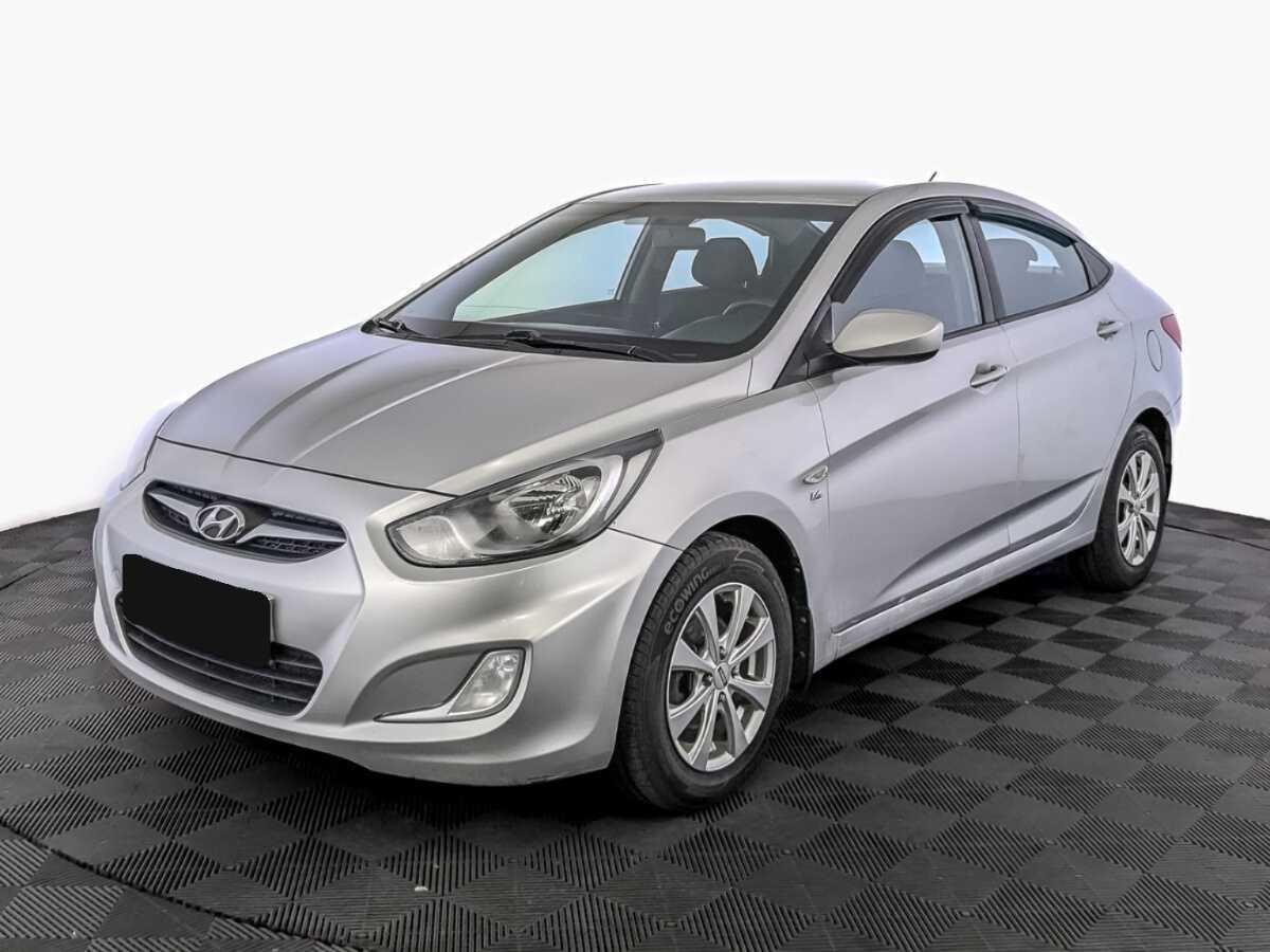 Hyundai Solaris б/у, 2012, Автоматическая. Посмотреть фото