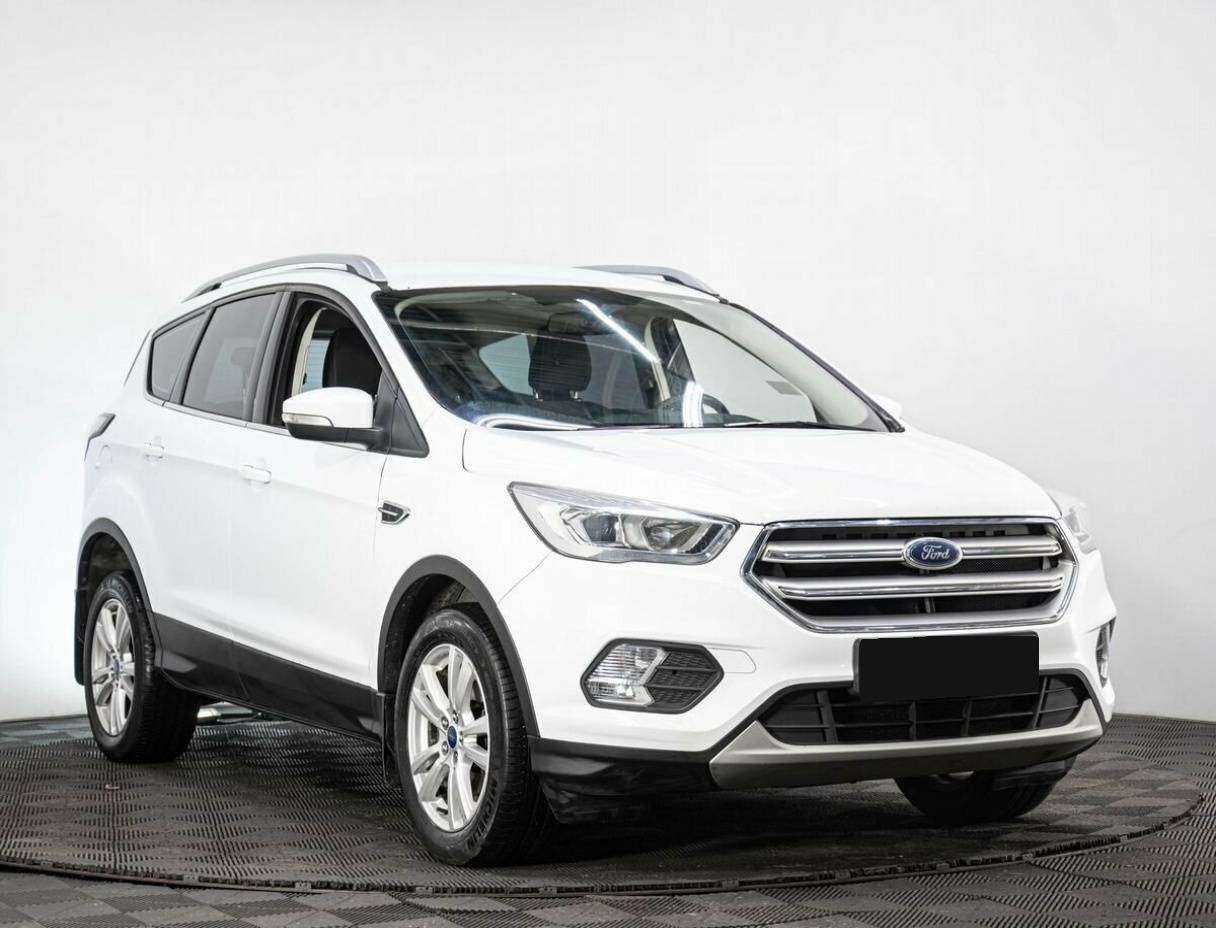 Ford Kuga б/у, 2017, Автоматическая. Фото: #2