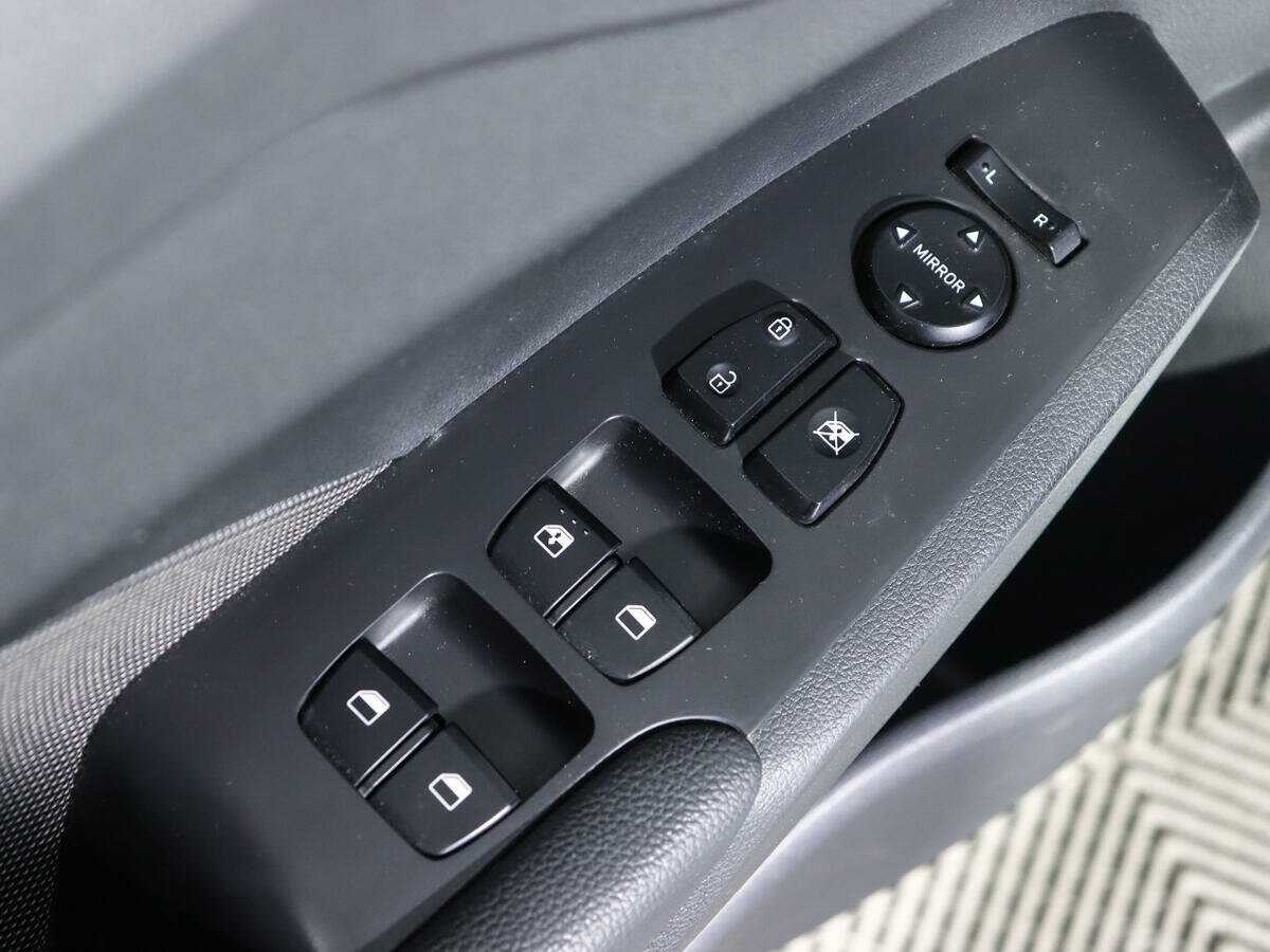 Hyundai Solaris б/у, 2018, Автоматическая. Фото: #13