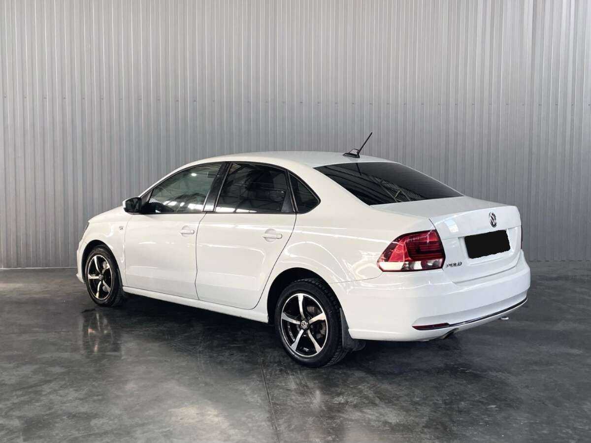 Volkswagen Polo б/у, 2018, Автоматическая. Фото: #6