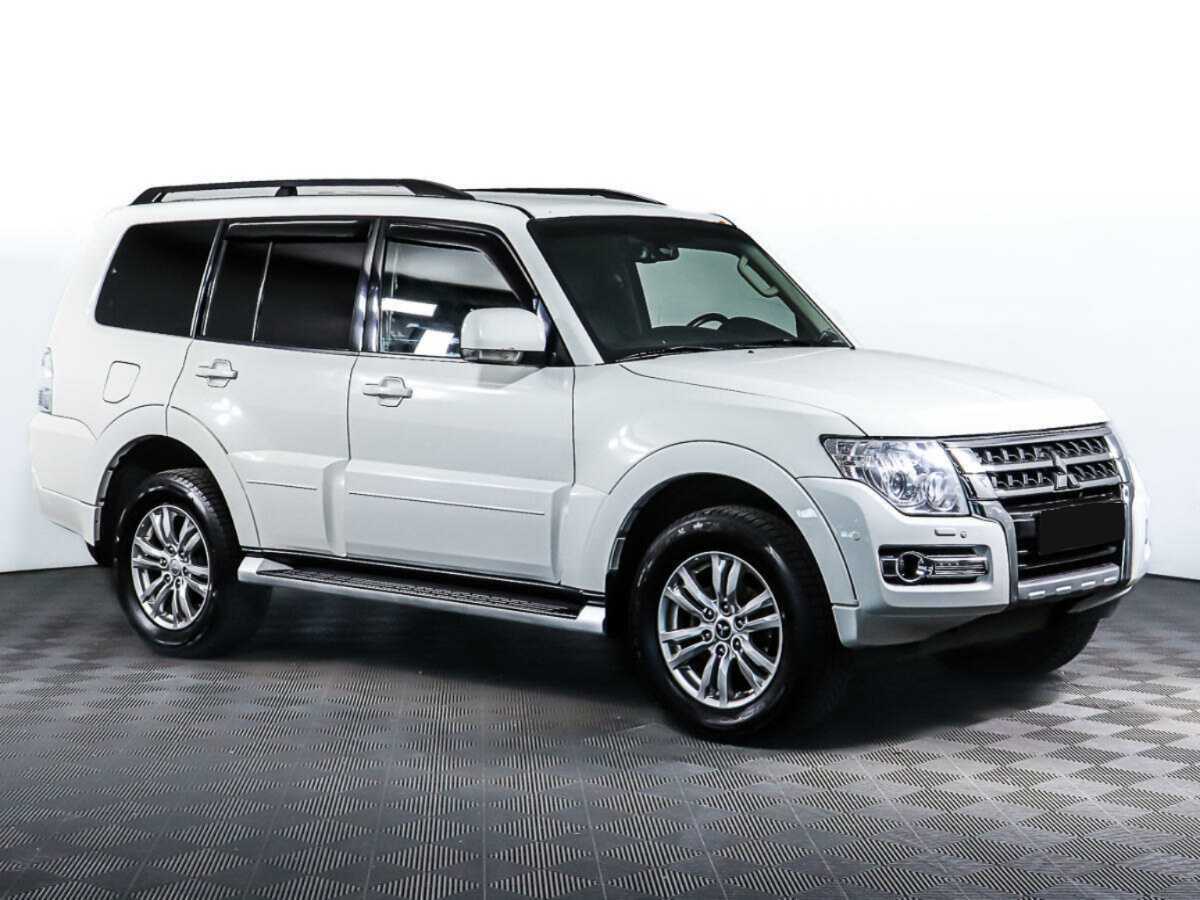 Mitsubishi Pajero б/у, 2014, Автоматическая. Фото: #0