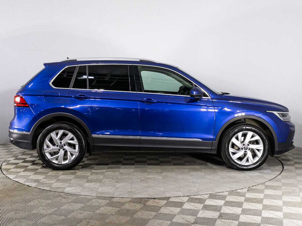 Volkswagen Tiguan б/у, 2021, Роботизированная. Фото: #3