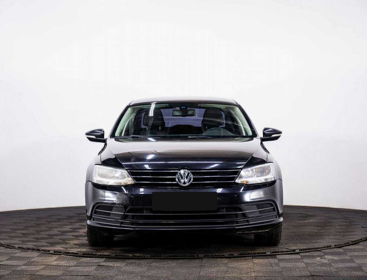 Volkswagen Jetta б/у, 2016, Механическая. Фото: #1