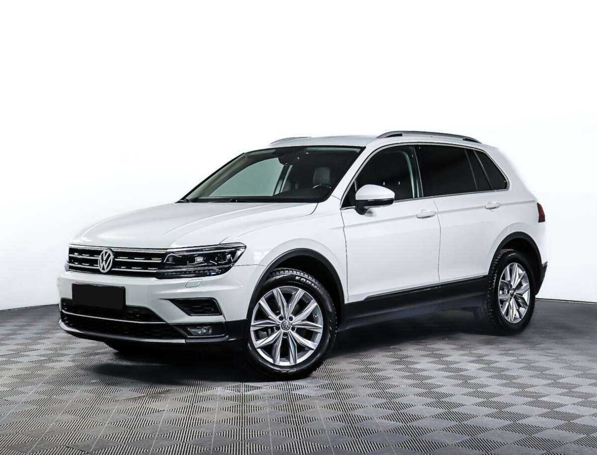 Volkswagen Tiguan б/у, 2018, Роботизированная. Посмотреть фото