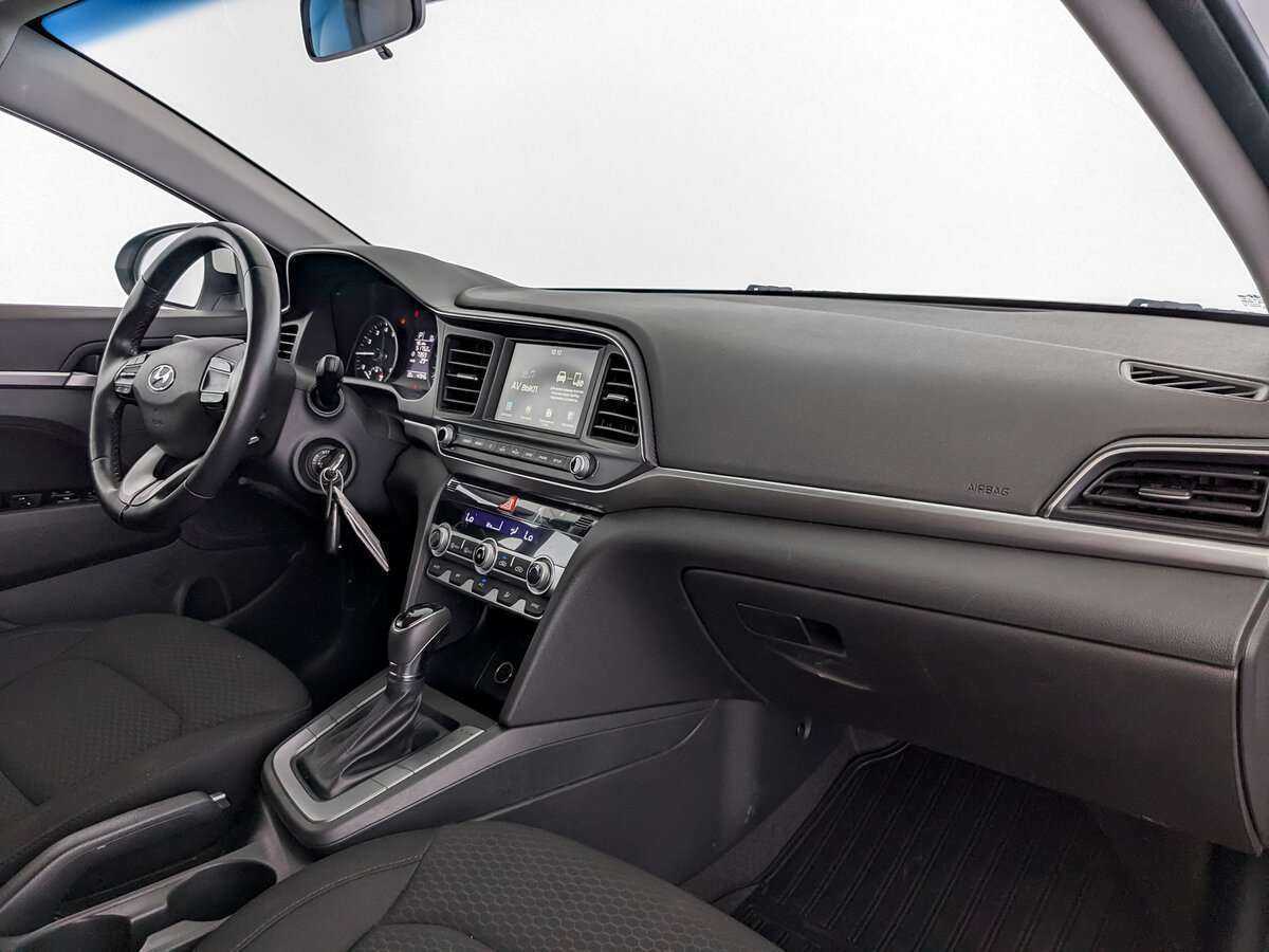 Hyundai Elantra б/у, 2020, Автоматическая. Фото: #18