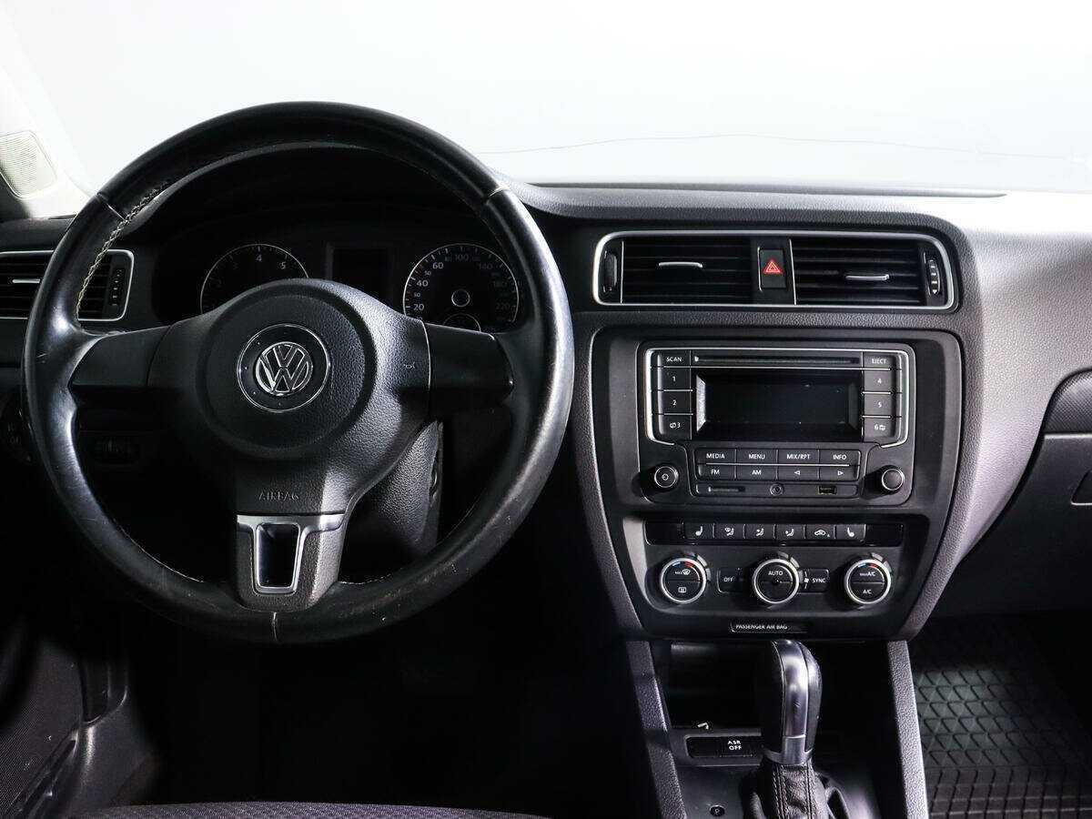 Volkswagen Jetta б/у, 2014, Автоматическая. Фото: #11