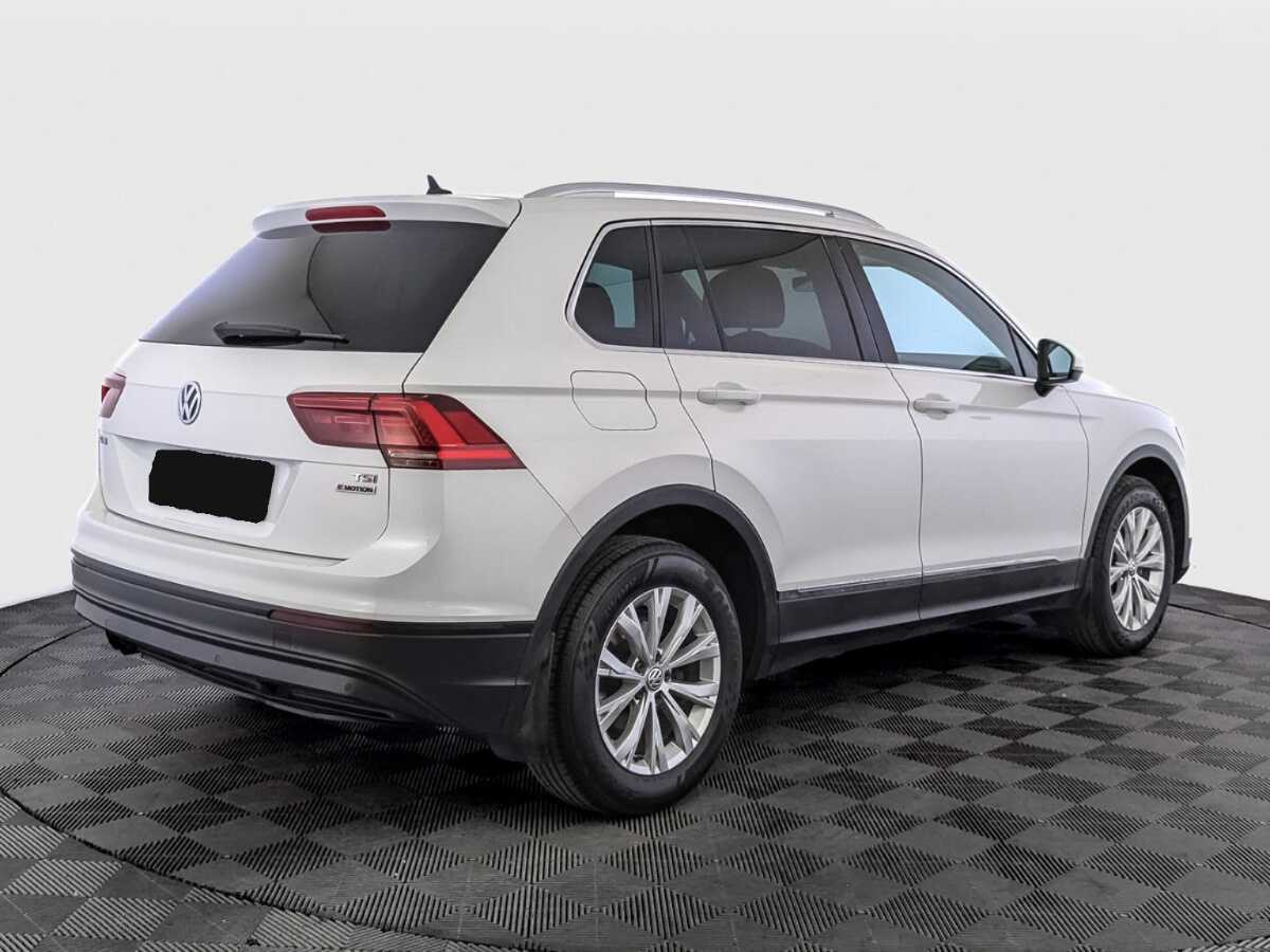 Volkswagen Tiguan б/у, 2017, Роботизированная. Фото: #4