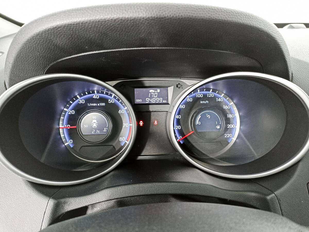 Hyundai ix35 б/у, 2015, Механическая. Фото: #10