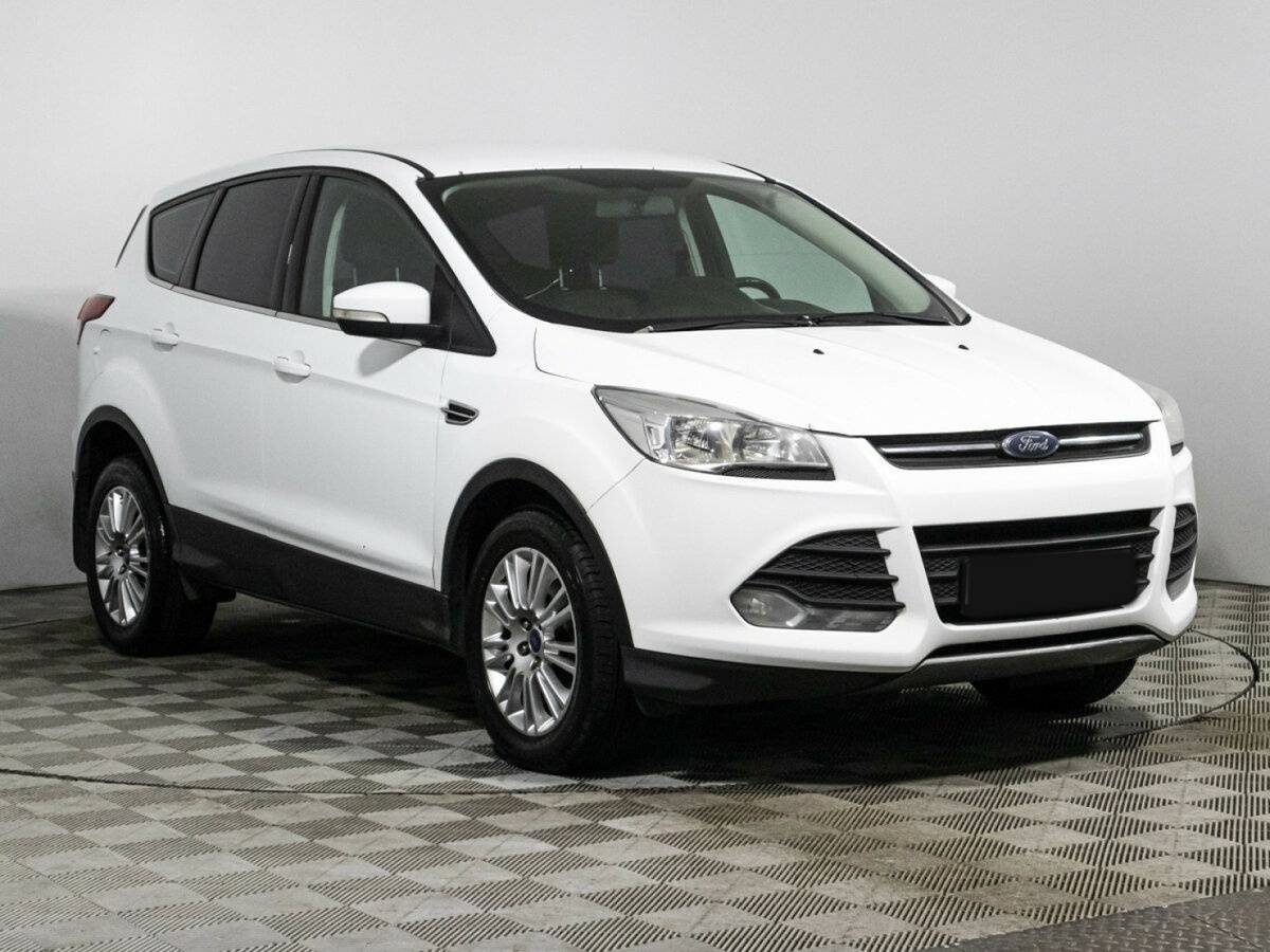 Ford Kuga б/у, 2016, Автоматическая. Фото: #2