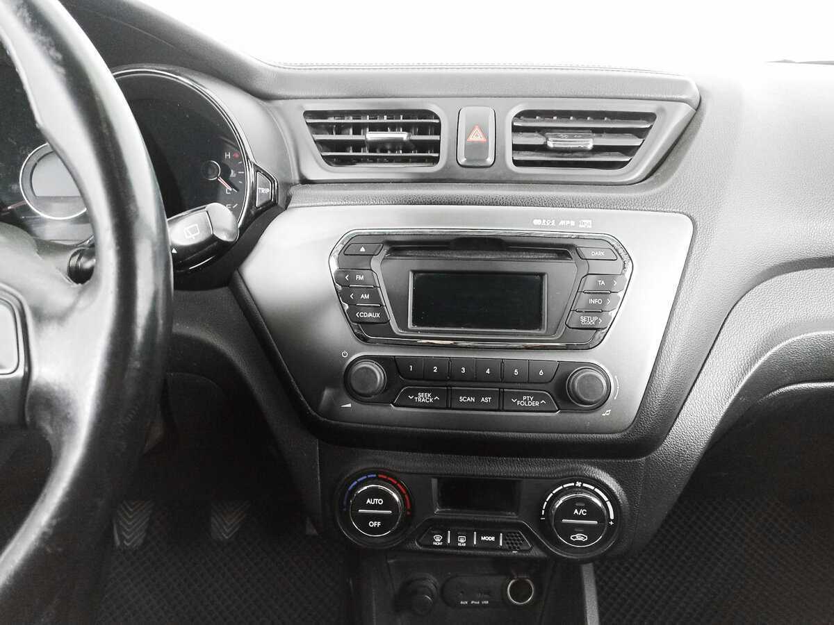 Kia Rio б/у, 2015, Механическая. Фото: #10