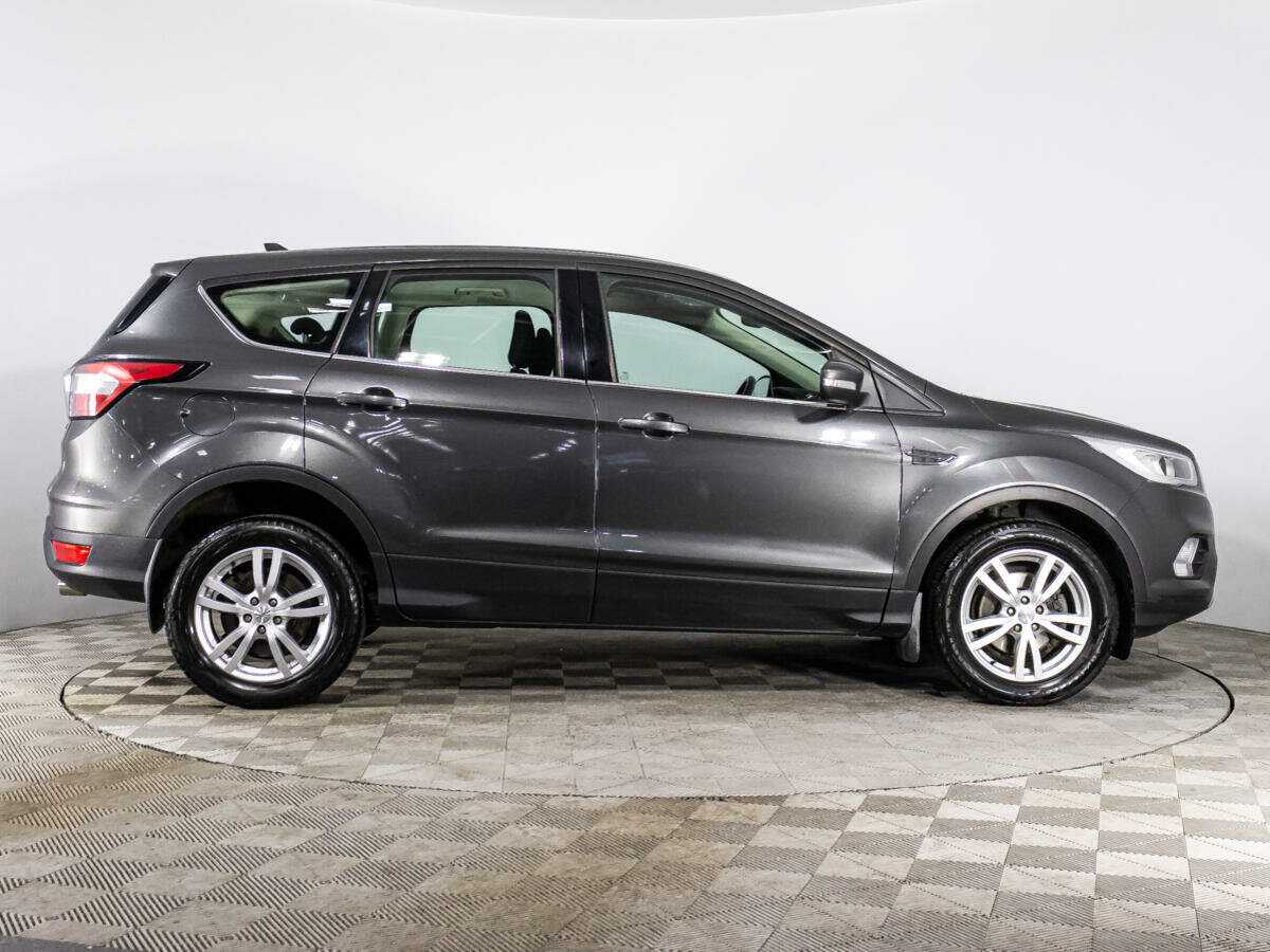Ford Kuga б/у, 2017, Автоматическая. Фото: #3