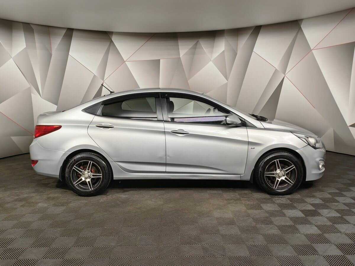 Hyundai Solaris б/у, 2015, Автоматическая. Фото: #5