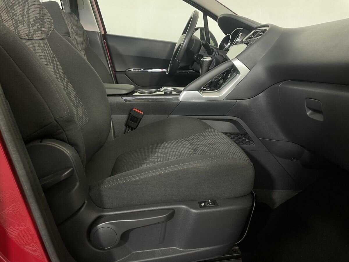 Peugeot 3008 б/у, 2012, Автоматическая. Фото: #13