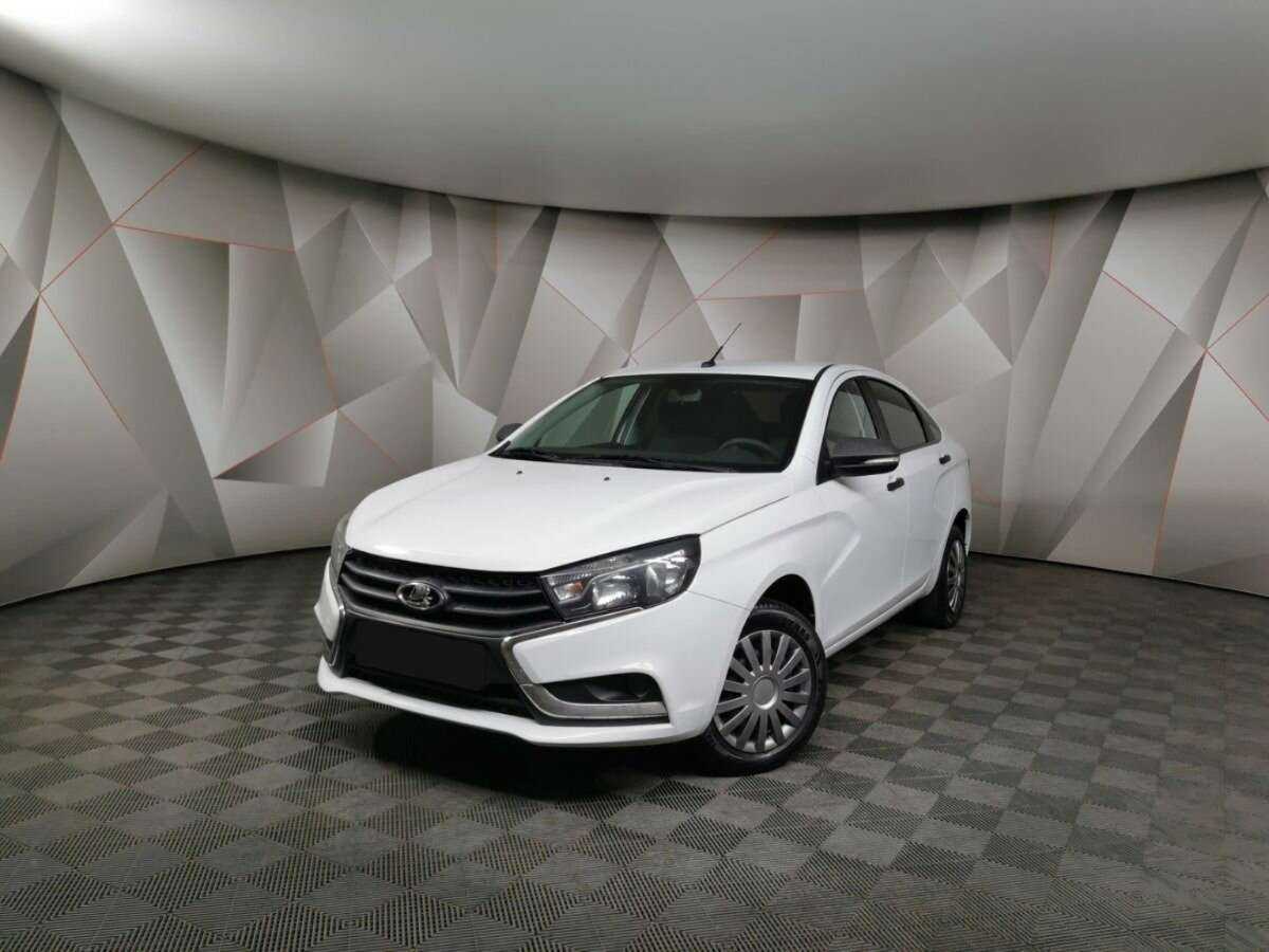 Lada (ВАЗ) Vesta б/у, 2017, Механическая. Посмотреть фото