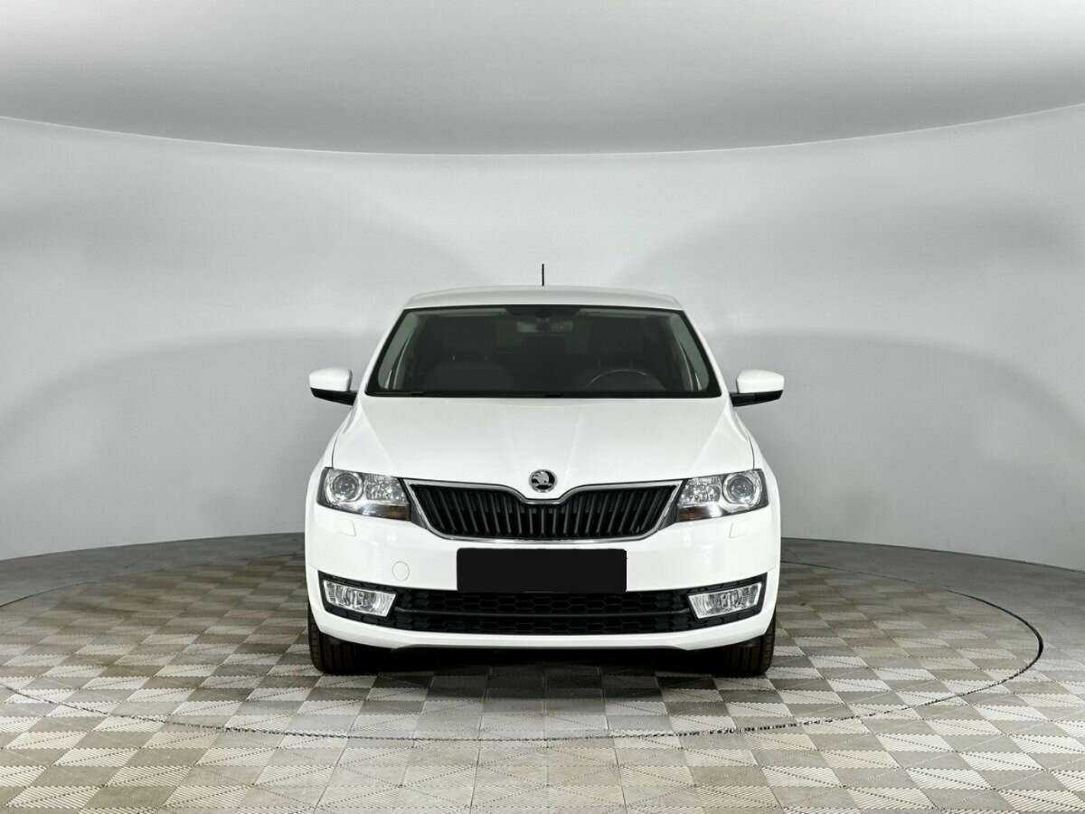 Skoda Rapid б/у, 2016, Роботизированная. Фото: #2